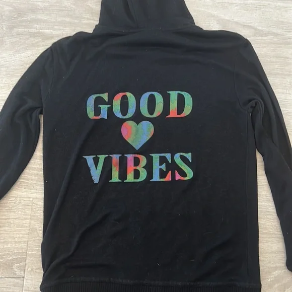 “Good Vibes” sweatshirt - Picture 5 of 7